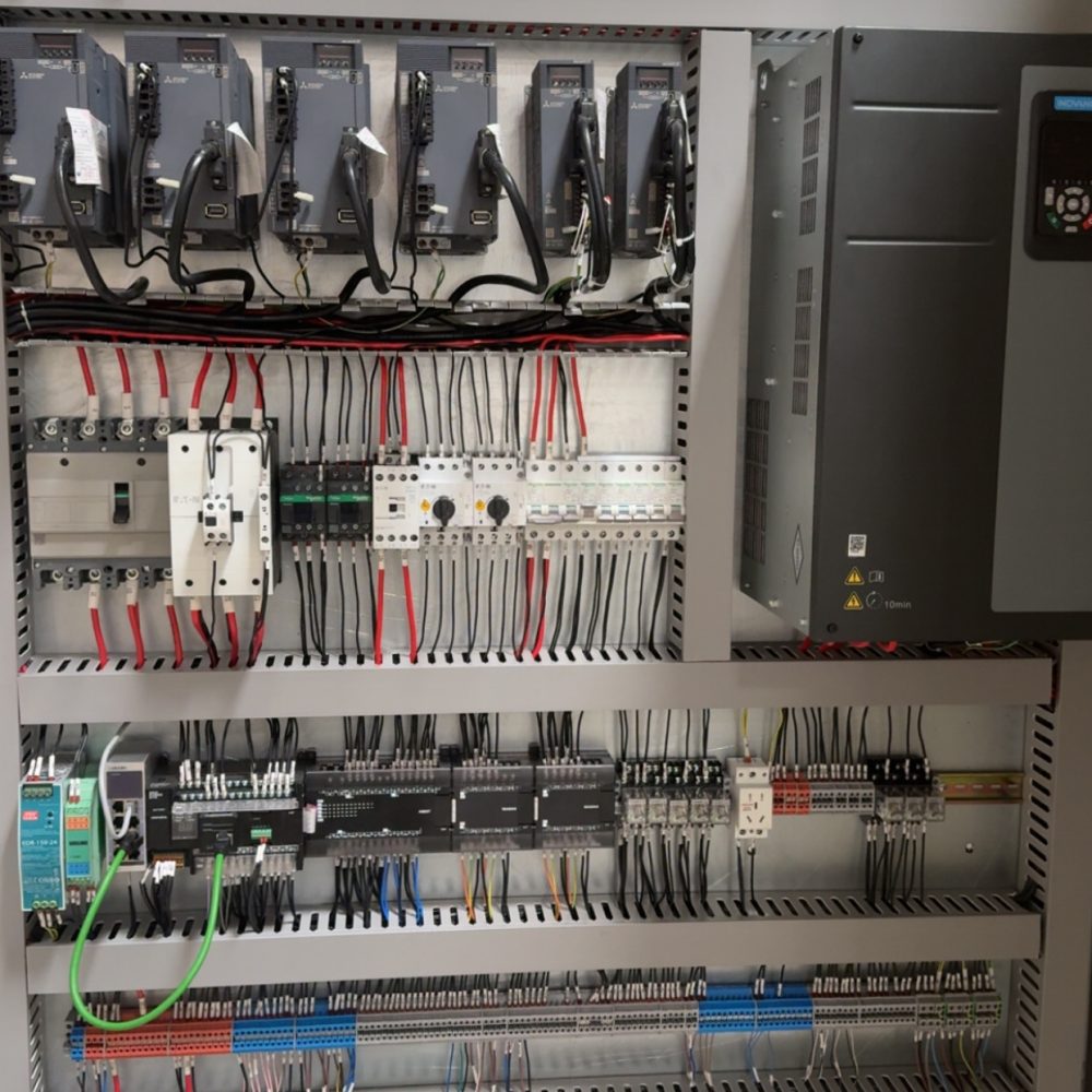 CjUKMVNuYXBjaGF0LzEzLjYyLjEuMCAoaVBob25lMTcsMTsgaU9TIDE4LjYuMjsgZ3ppcCkgAg==